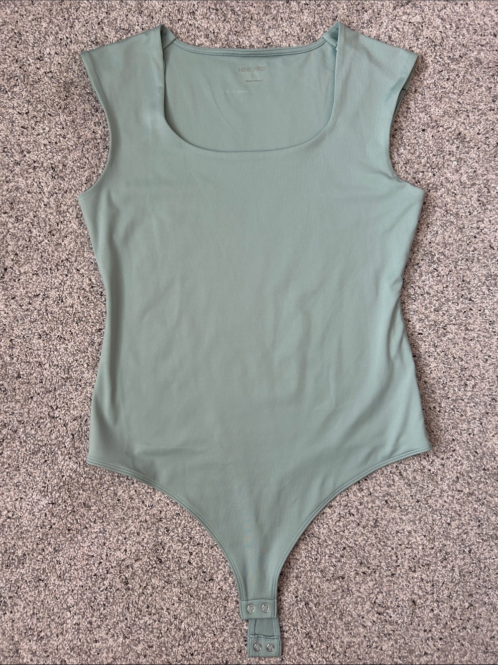 Nine West Mint Green Scoop Neck Cap-Sleeve Bodysuit